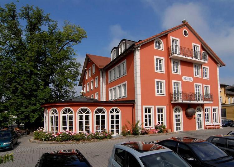 Hotel Koenigin Olga Ellwangen Bagian luar foto