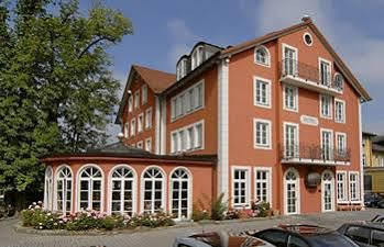 Hotel Koenigin Olga Ellwangen Bagian luar foto